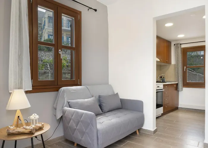 Thea Apartment *